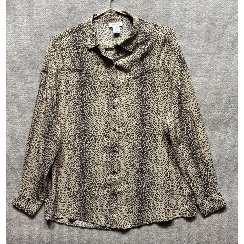 Ariat Women's Long Sleeve Relaxed Fit Leopard Print Button Shirt Tan/Brown Large